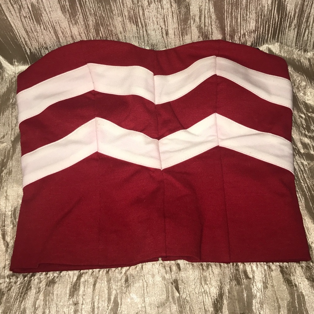 Sleeveless crop top